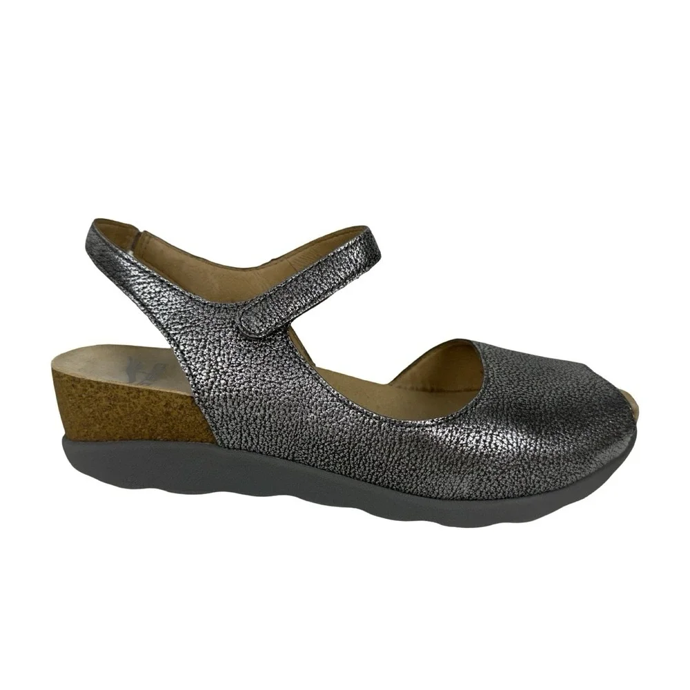 Dansko Women Size 39 US 9 Marcy Metallic Pewter Leather Slingback Sandals Silver